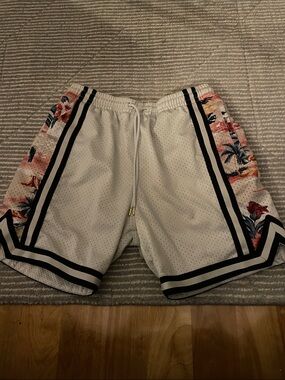 LCKR Men’s White Athletic Mesh Basketball Shorts with Tropical Side Panels
